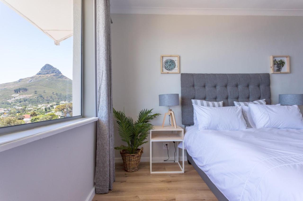 Woodlands Apartment