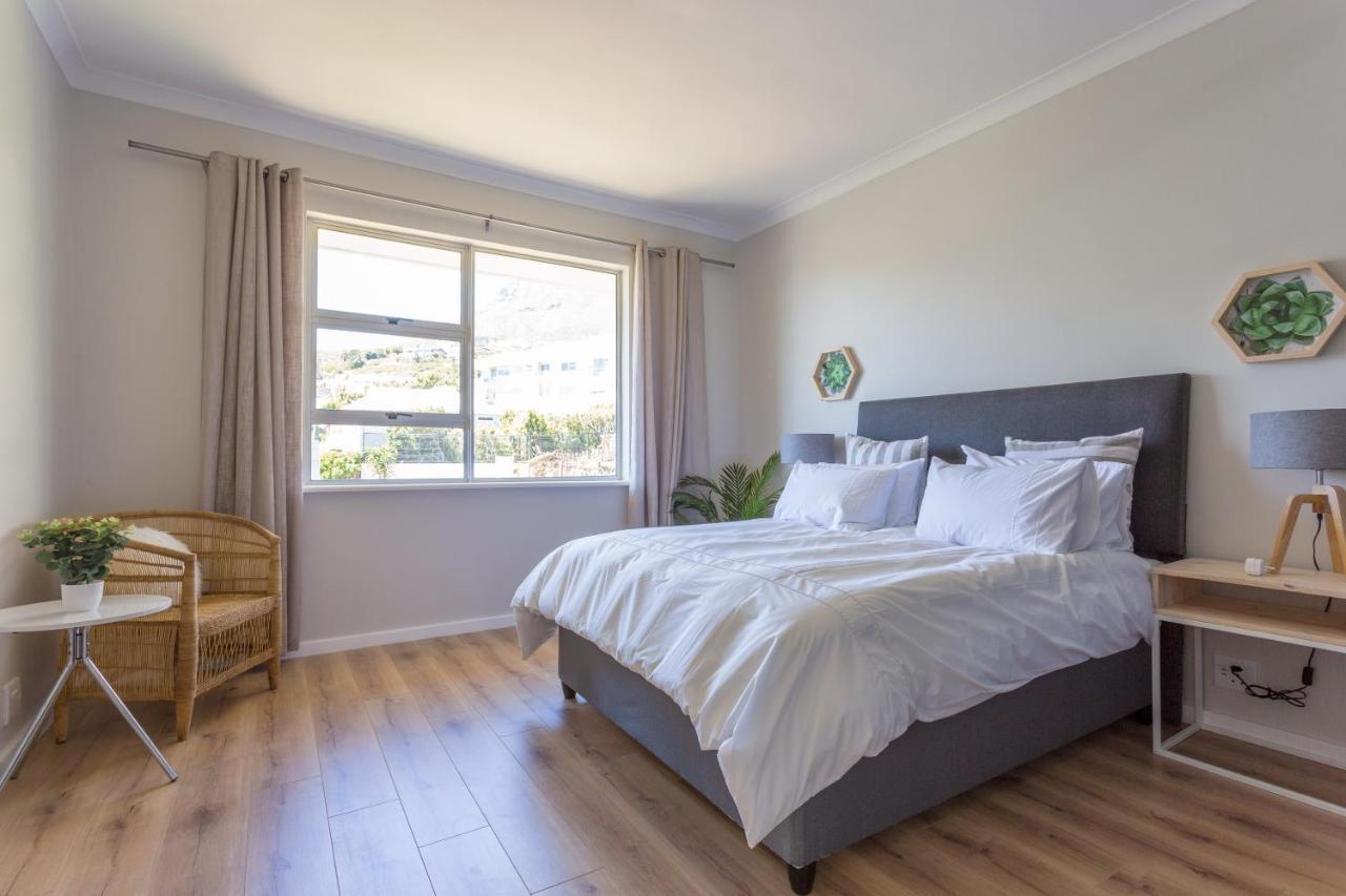 Woodlands Apartment