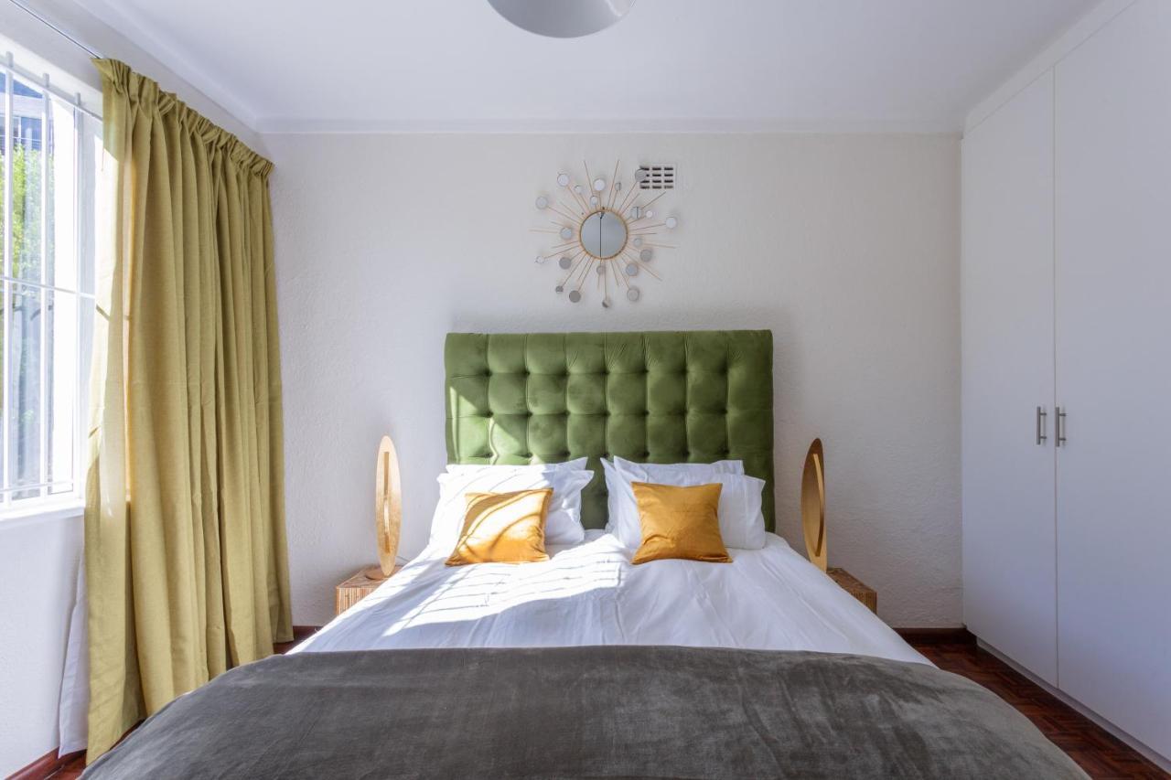 Woodlands Apartment